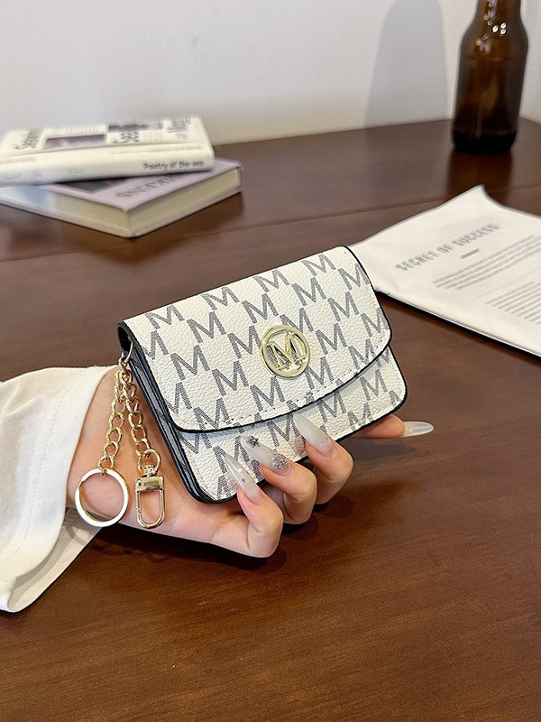 Portacarte in Ecopelle con Sta - Monogram Keychain Leather recensione e prezzo