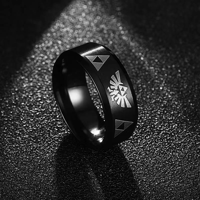 Anello a fascia triangolare Tr - Initial Ring Custom recensione e prezzo