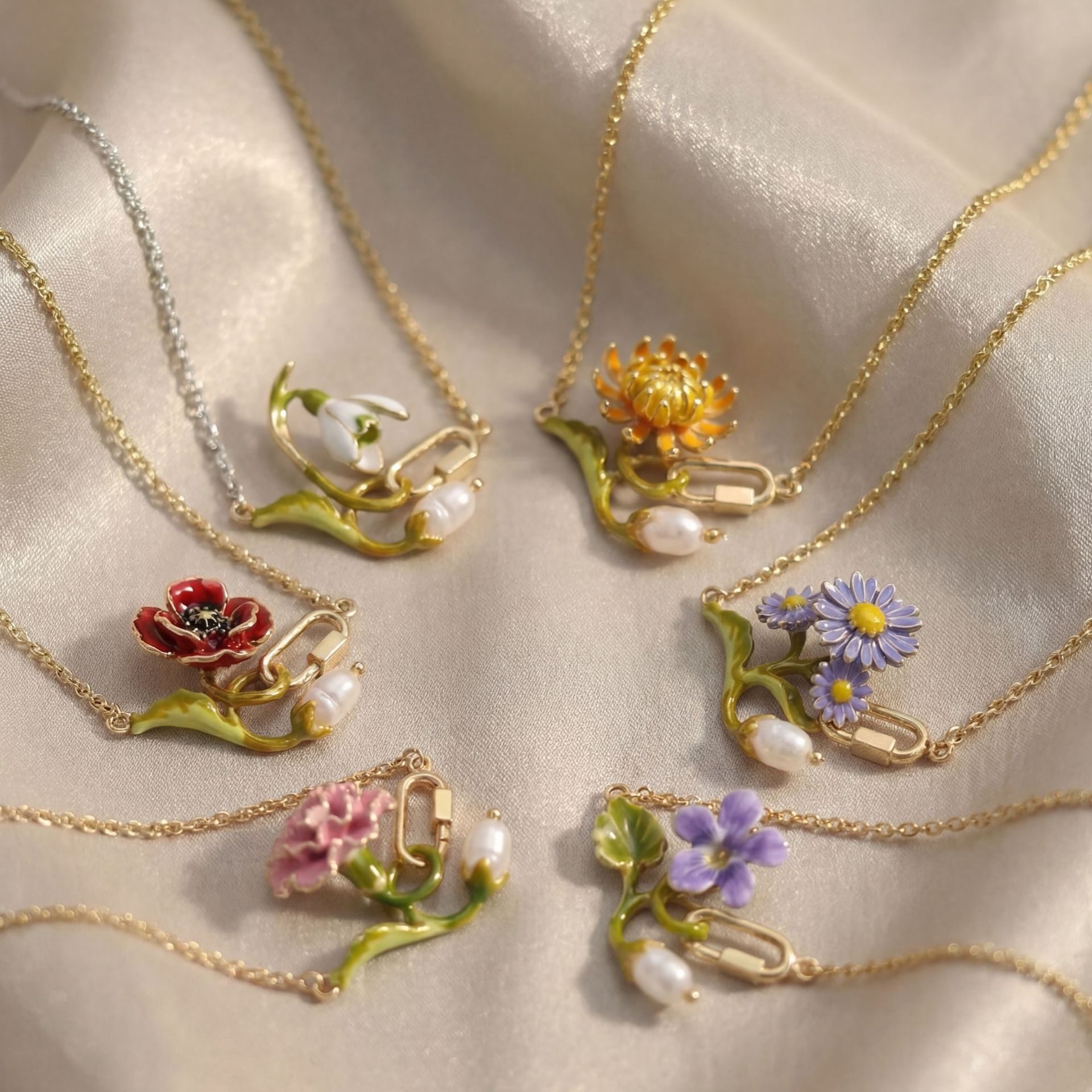 Collana con Fiore del Mese di  - Birth Flower Necklace recensione e prezzo