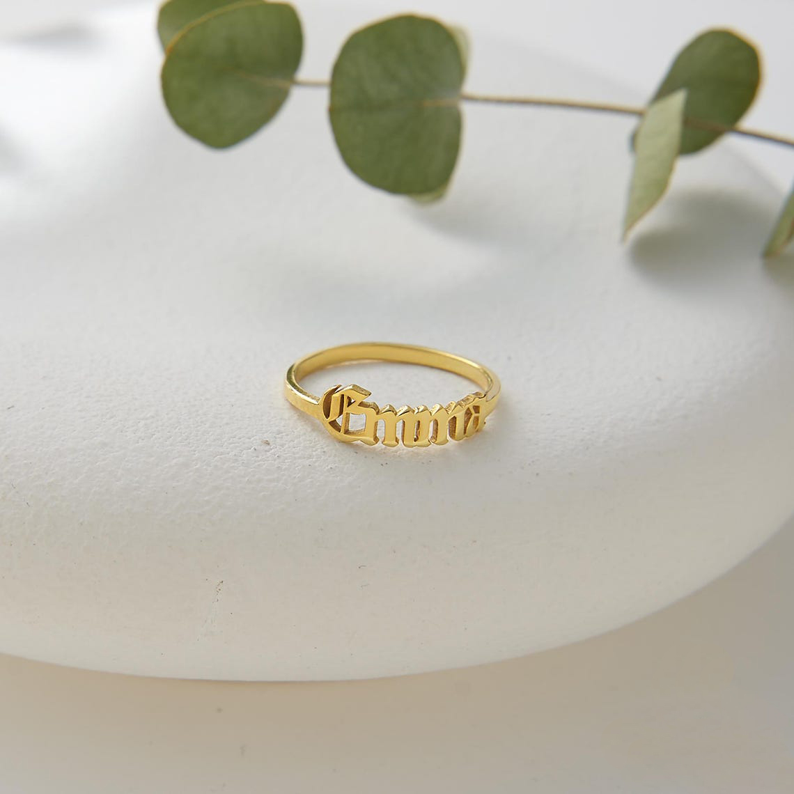 Anello in oro personalizzato A - Initial Ring Custom recensione e prezzo