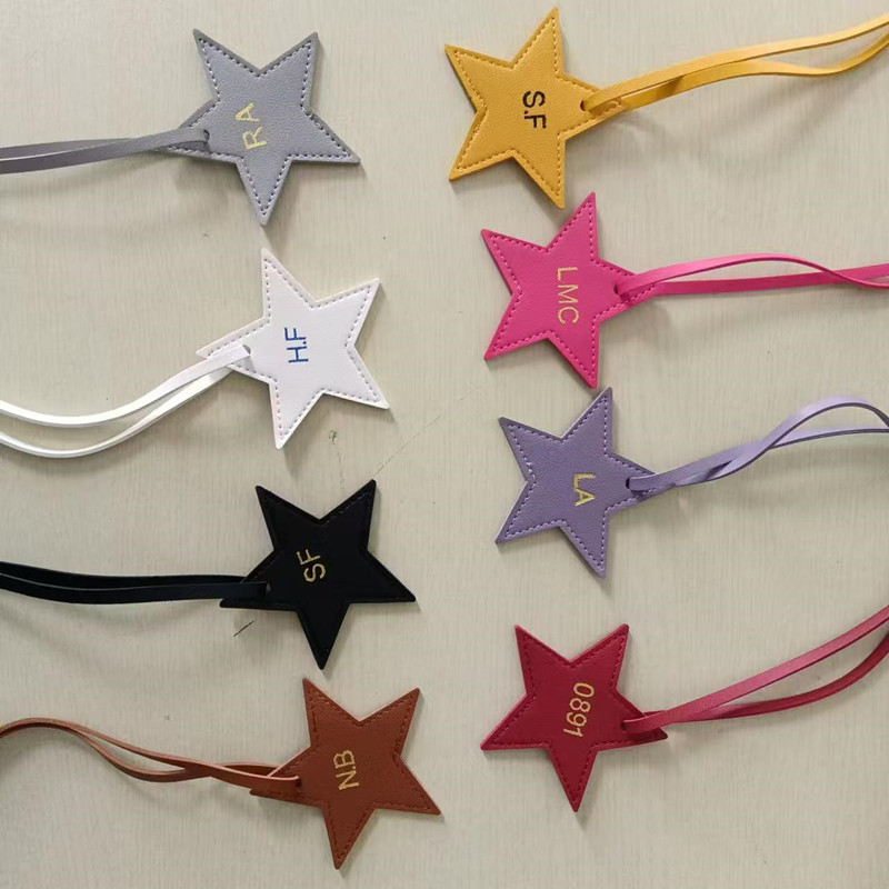 Iniziali gratuite Stella a cin - Monogram Keychain Leather recensione e prezzo