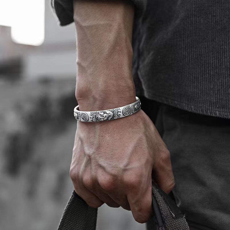 Classico retrò mitologia cines - Coordinates Bracelet recensione e prezzo